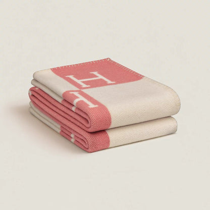 RYNX | Elegant For A Stylish Interior - Luxblanket