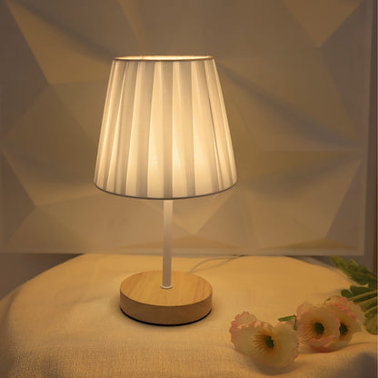 Rynx | NordicLicht - Modern Solid Wood Table Lamp with Linen Shade and USB