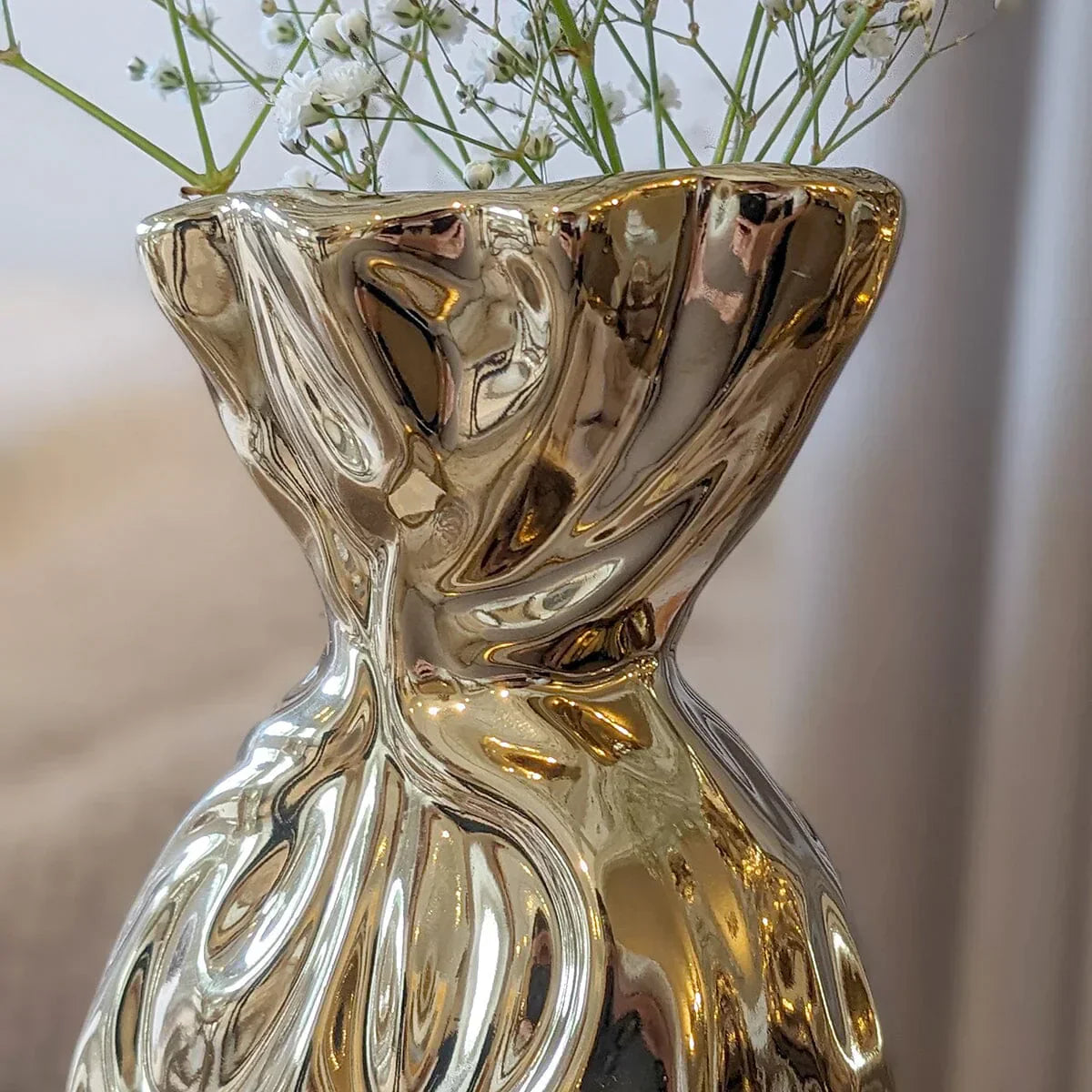 Rynx | Gildora - Golden Vases for Modern Spaces