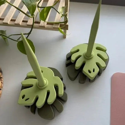 Rynx | Gerbera Yarn Spool — 3D Printed Tool for Even Winding