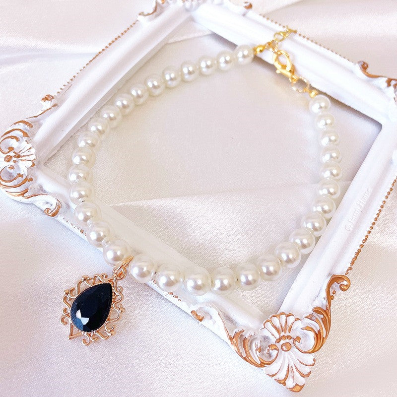 Rynx | Adjustable Pearl Pet Collar with Rhinestone Charm for Cats and Dogs