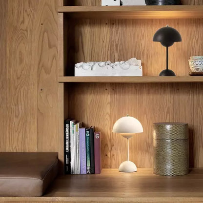 Rynx | Portable Table Lamp Flowerpot VP9