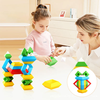 Rynx | Pyramids that stack the blocks