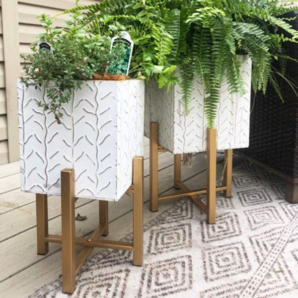 Rynx | Embossed tin flower pots with stands set of 2
