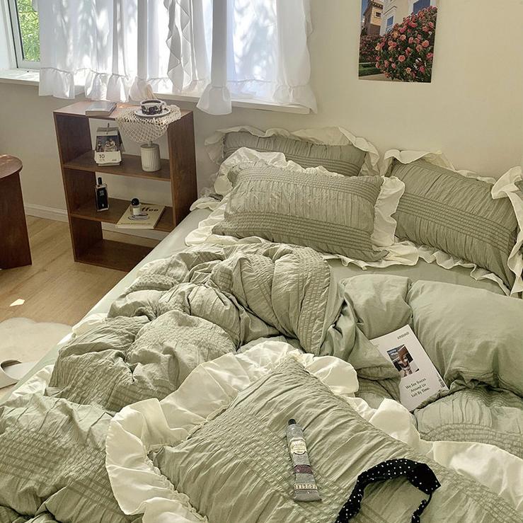 Rynx Princesscore Soft Ruffled Bedding Set