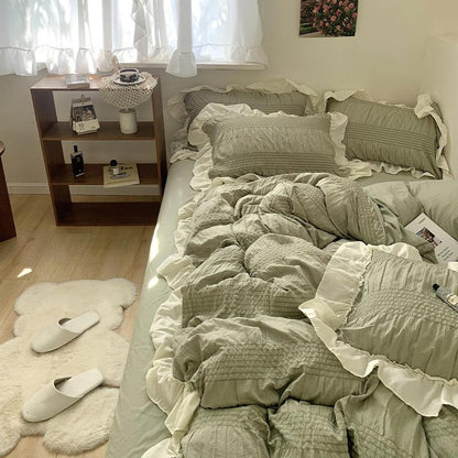 Rynx Princesscore Soft Ruffled Bedding Set