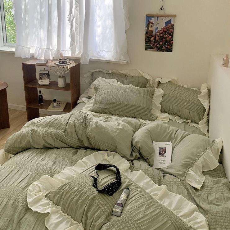 Rynx Princesscore Soft Ruffled Bedding Set