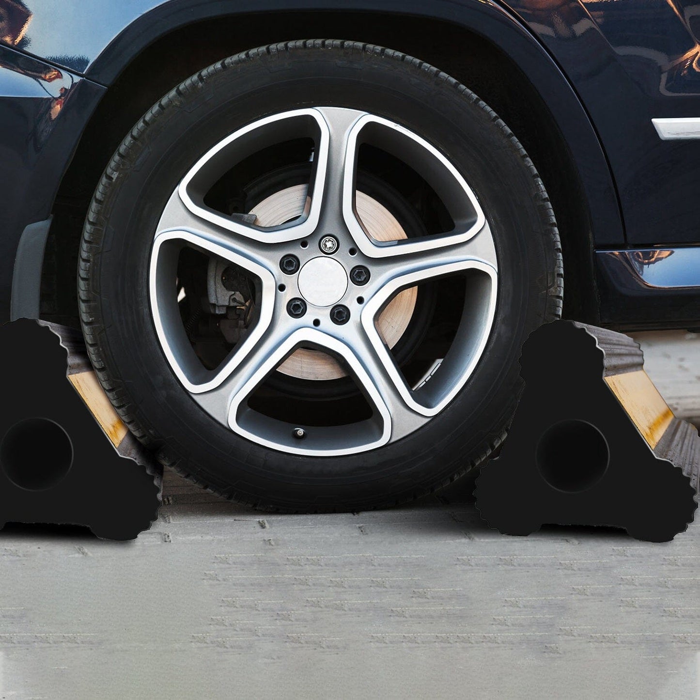Rynx | Heavy-duty Rubber Wheel Chocks