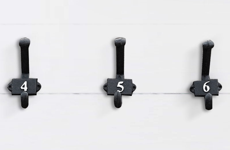 Rynx | Numbered cast iron hooks 1-6