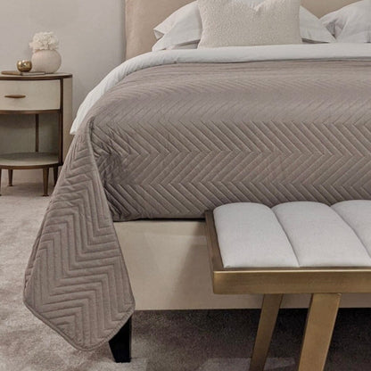 Rynx | Hugo Oat Quilted Bedspread