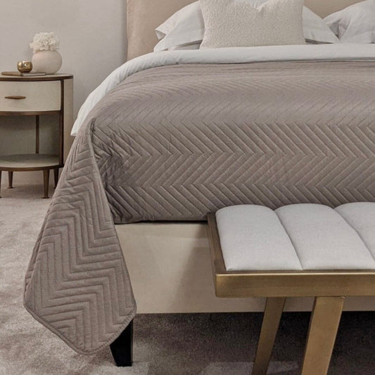 Rynx | Hugo Oat Quilted Bedspread