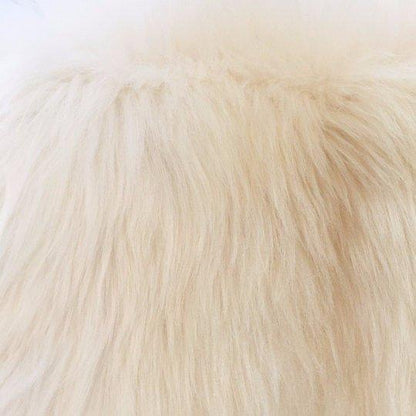 Rynx | Large Light Ivory Lambskin Rug  47"
