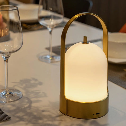 Rynx | Lucenza | Premium LED table lamp made of brass