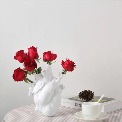 Rynx | HeartSoul Heart-shaped ceramic vase | Anatomical design | Decorative vase for home | Stylish flower vase