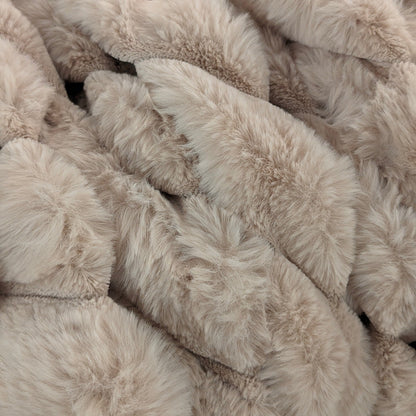 Rynx | Isla Oat Chunky Ribbed Faux Fur Blanket