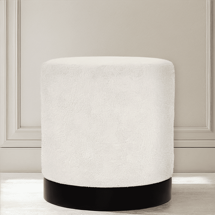 Rynx | Jaycee Cream Boucle & Black Medium Round Pallet