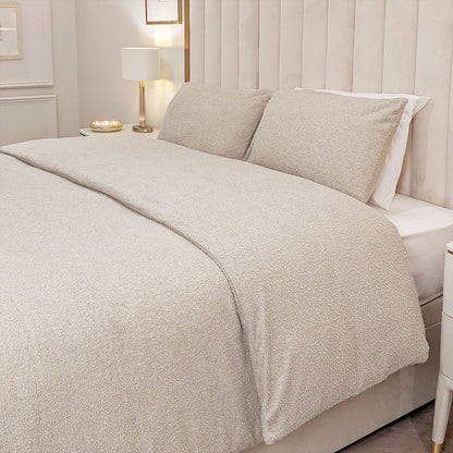 Rynx | Keoni Greige Boucle Duvet Cover Set