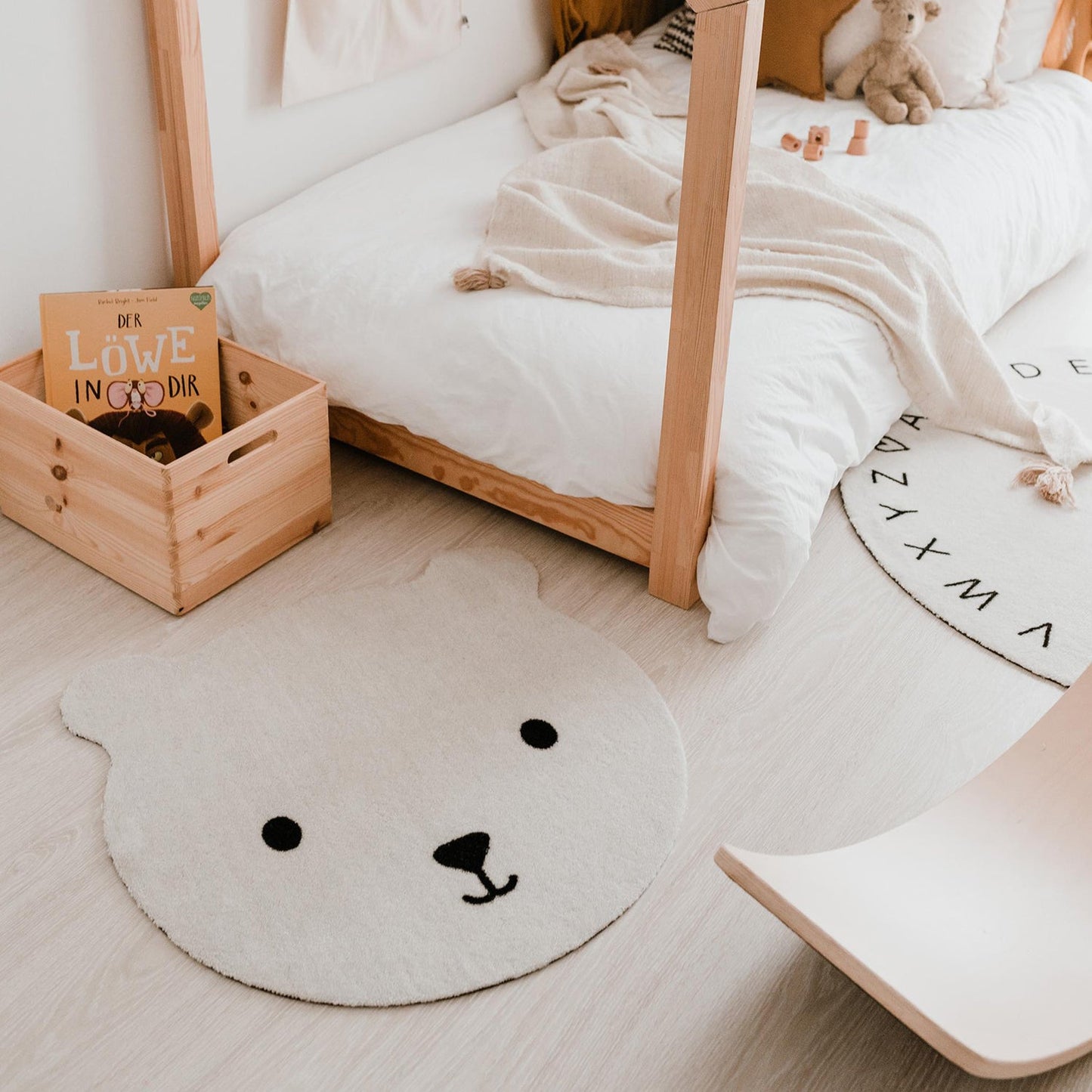 Rynx | washable children's carpet bear