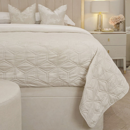 Rynx | Kynlee Cream Linen Fabric Luxury Quilted Bedding Set