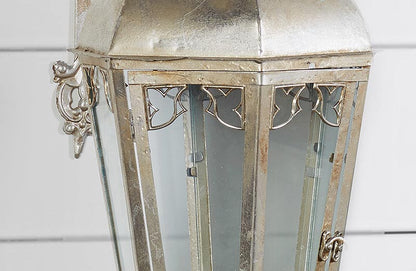 Rynx | Worn European wall lantern with bracket