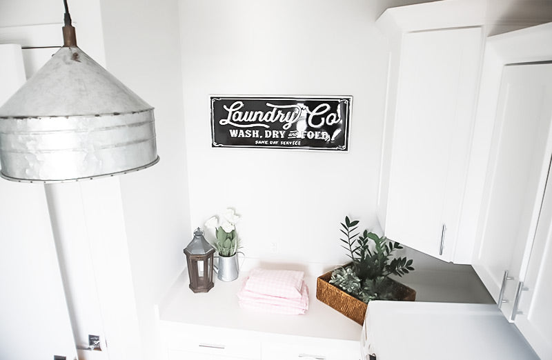 Rynx | Black Laundry Co Sign