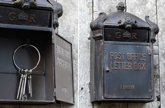 Rynx | Antique inspired mailbox