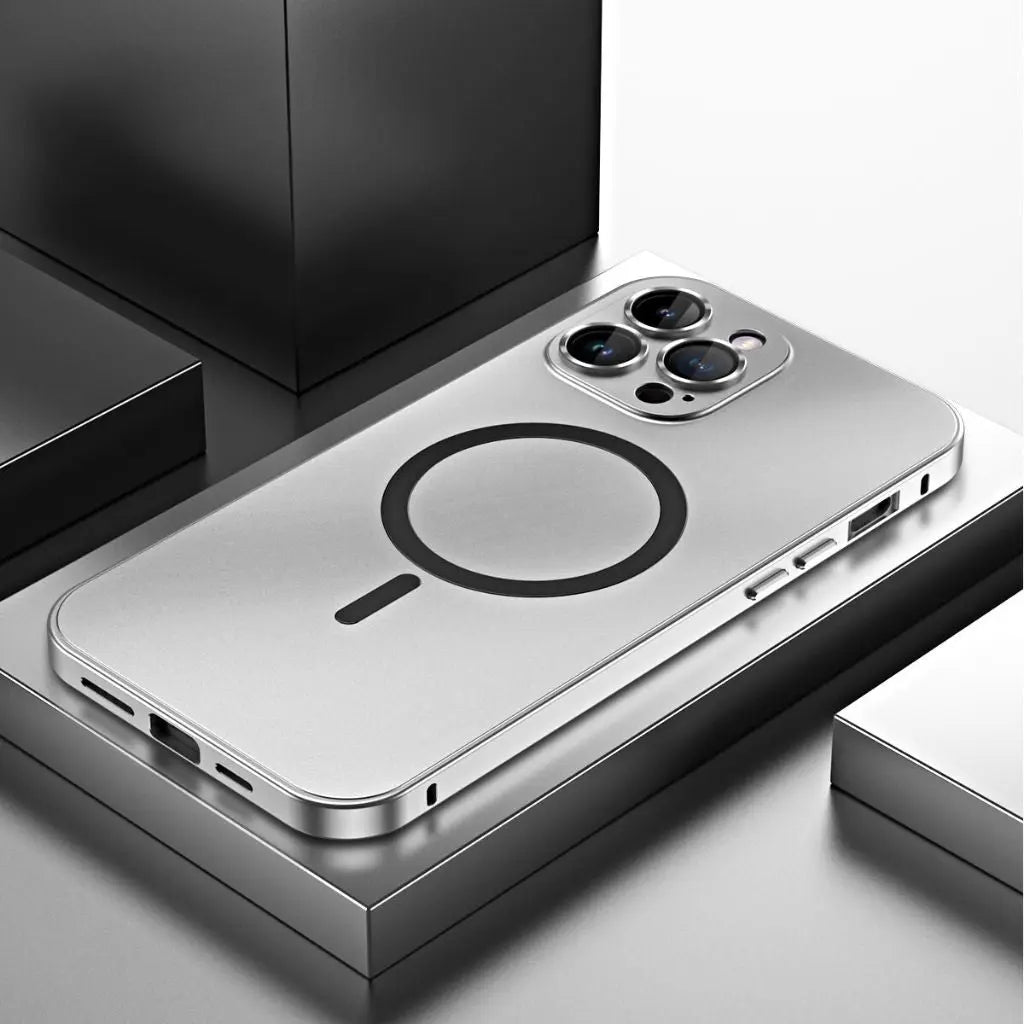 Rynx | Magnetic Metal Covers for iPhone - Slim Protection with Style