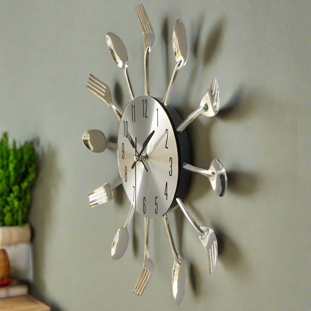 Rynx | Bestek Design Wall Clock - Stylish - Functional - Perfect for Kitchen