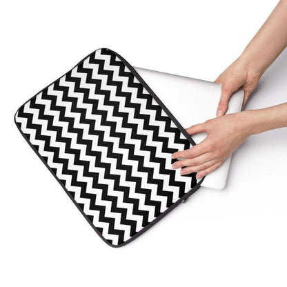 Rynx | Elegant Laptop Sleeve: Designed for the Modern Professional