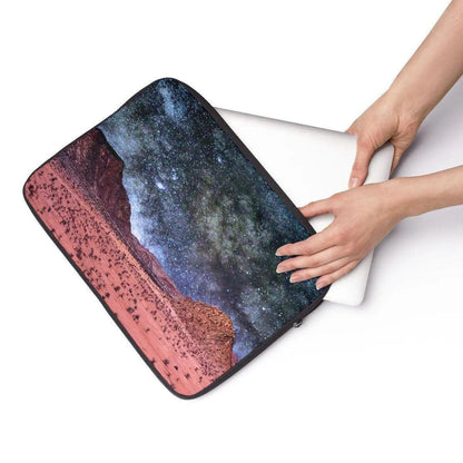 Rynx | SleekShield Laptop Cases - Elegant Protection for Your Device