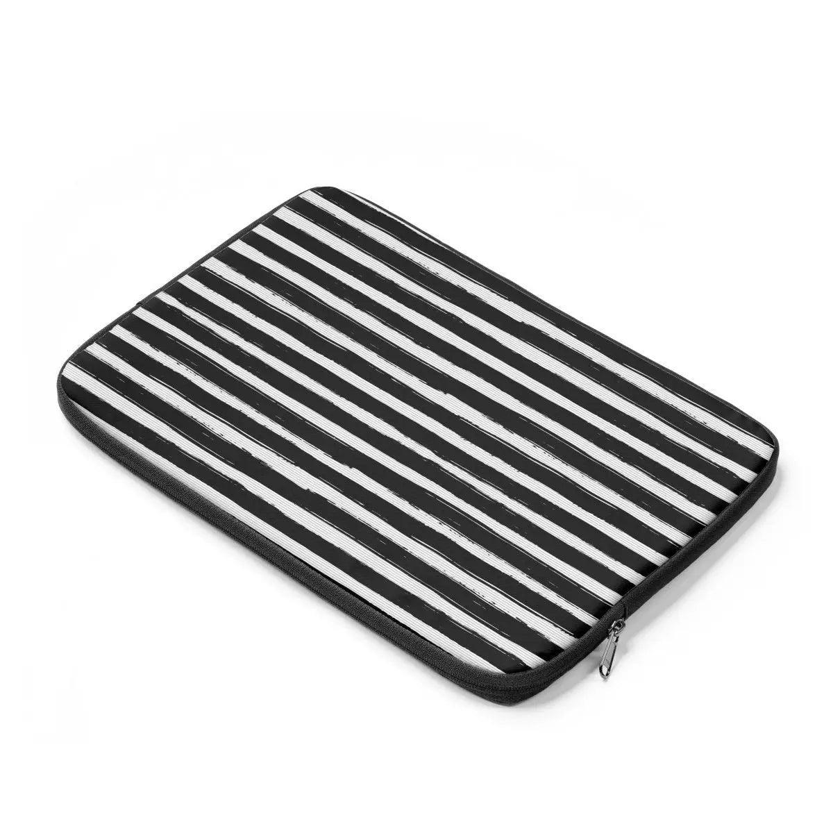 Rynx | SophisticatedShield Laptop Sleeve - Stylish Protection for Your Device