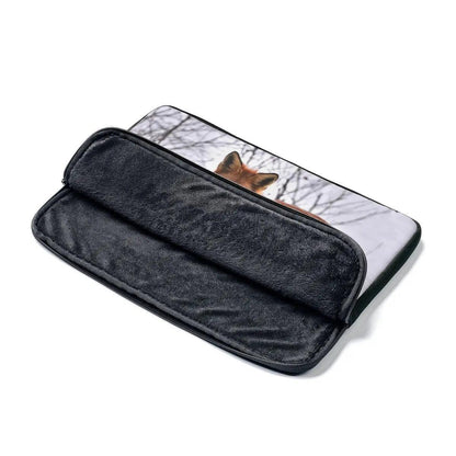 Rynx | EliteGuard Stylish Laptop Case - Refined Shield for Your Device