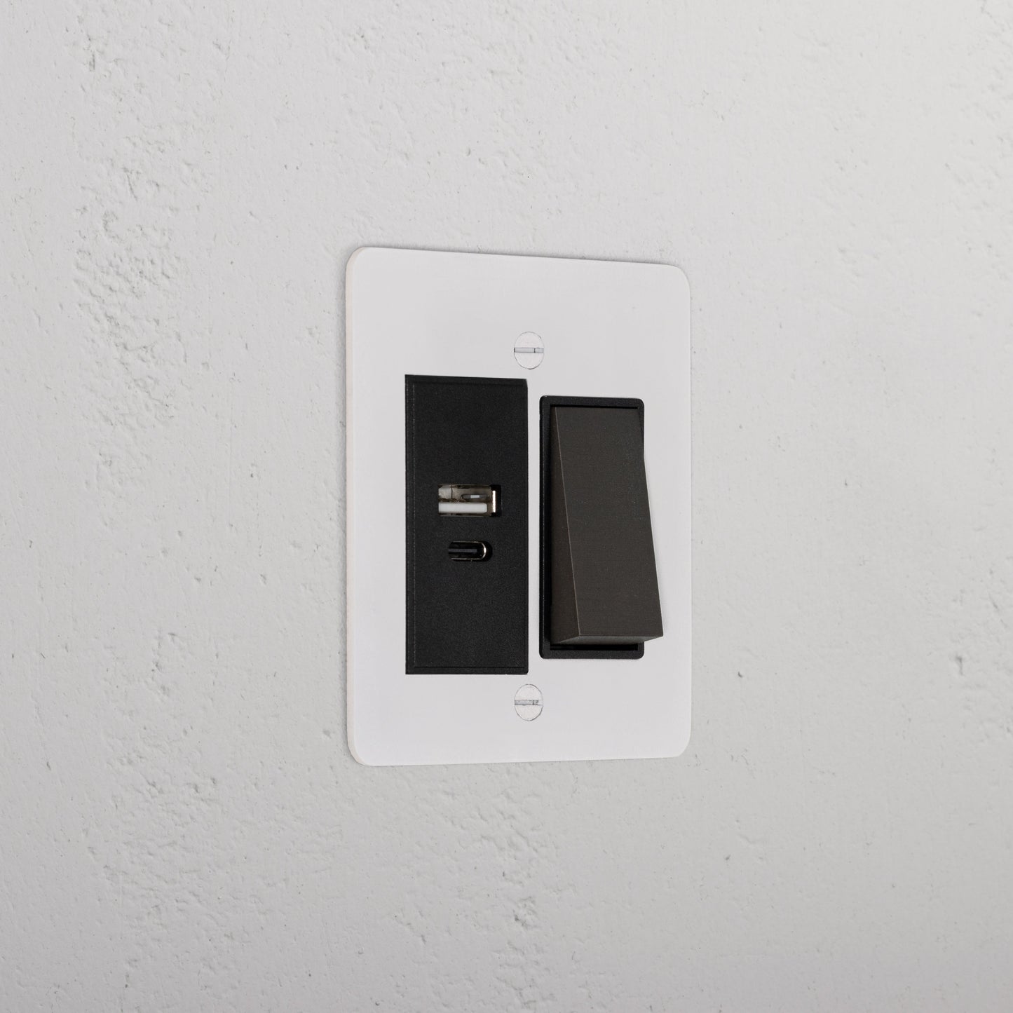Rynx | 1G To Way Rocker + USB A+C Slimline Switch - Malbar Bronze Black