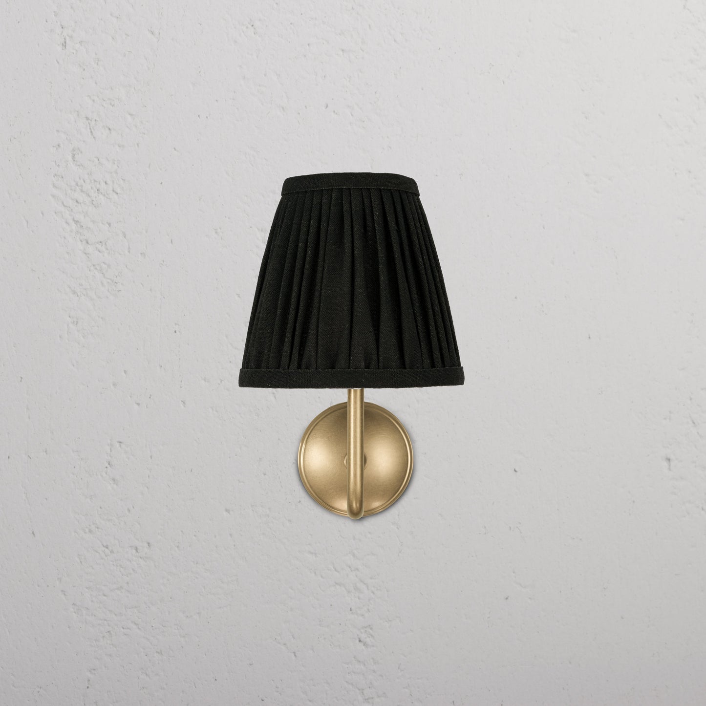 Rynx | Malvern Small Wall Lamp Folded Deep Green - Antique Brass