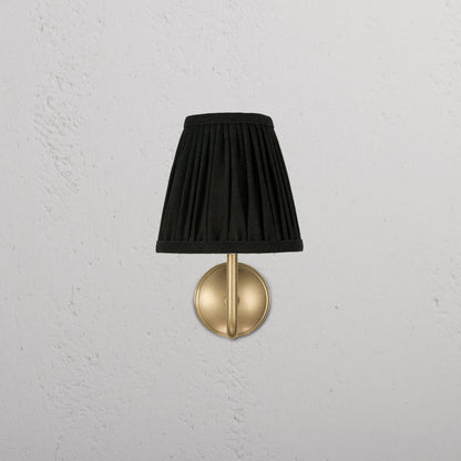 Rynx | Malvern Small Wall Lamp Folded Deep Green - Antique Brass
