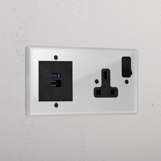 Rynx | Single Outlet + USB A+C Quick Charge - Clear Black