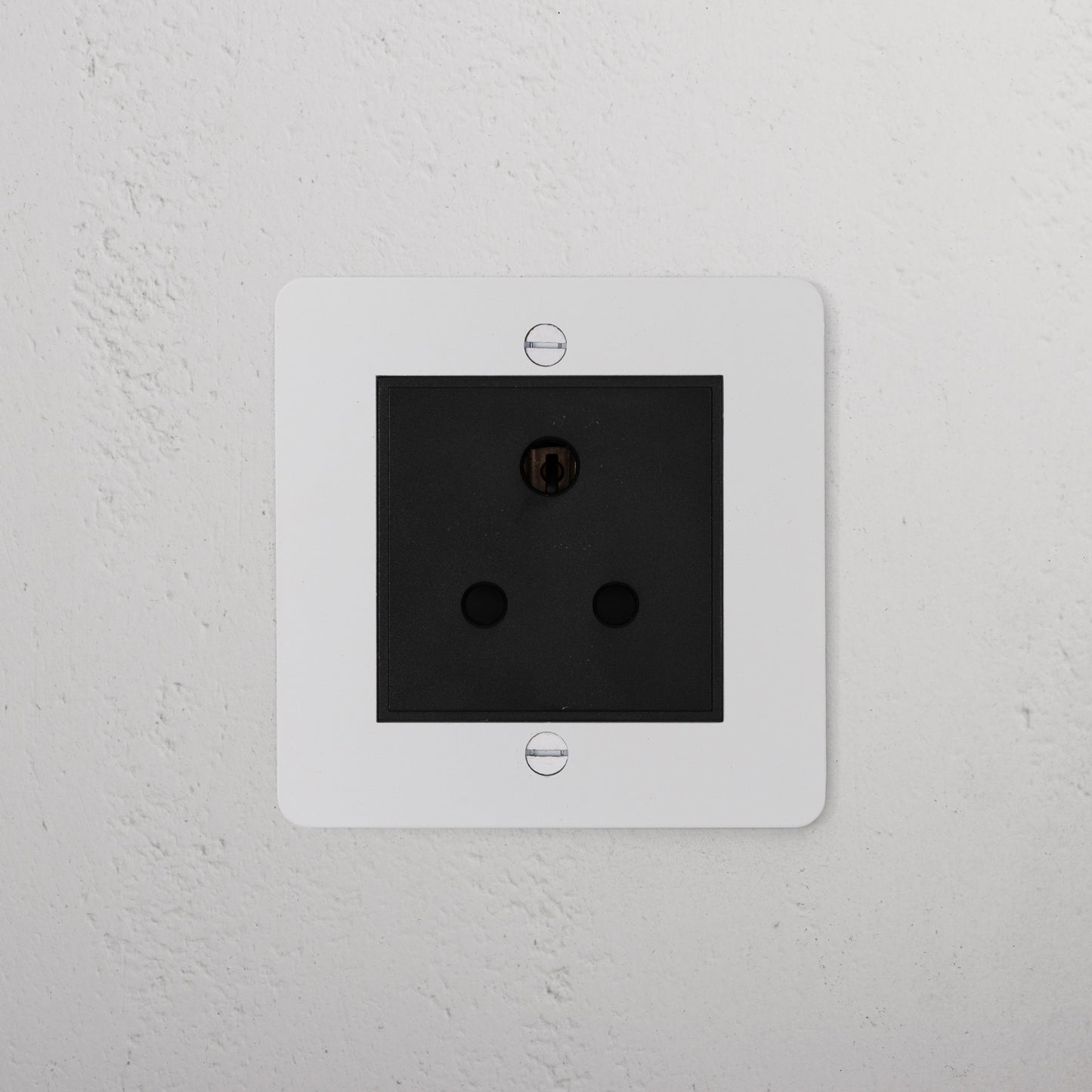 Rynx | 5A light switch - paintable black