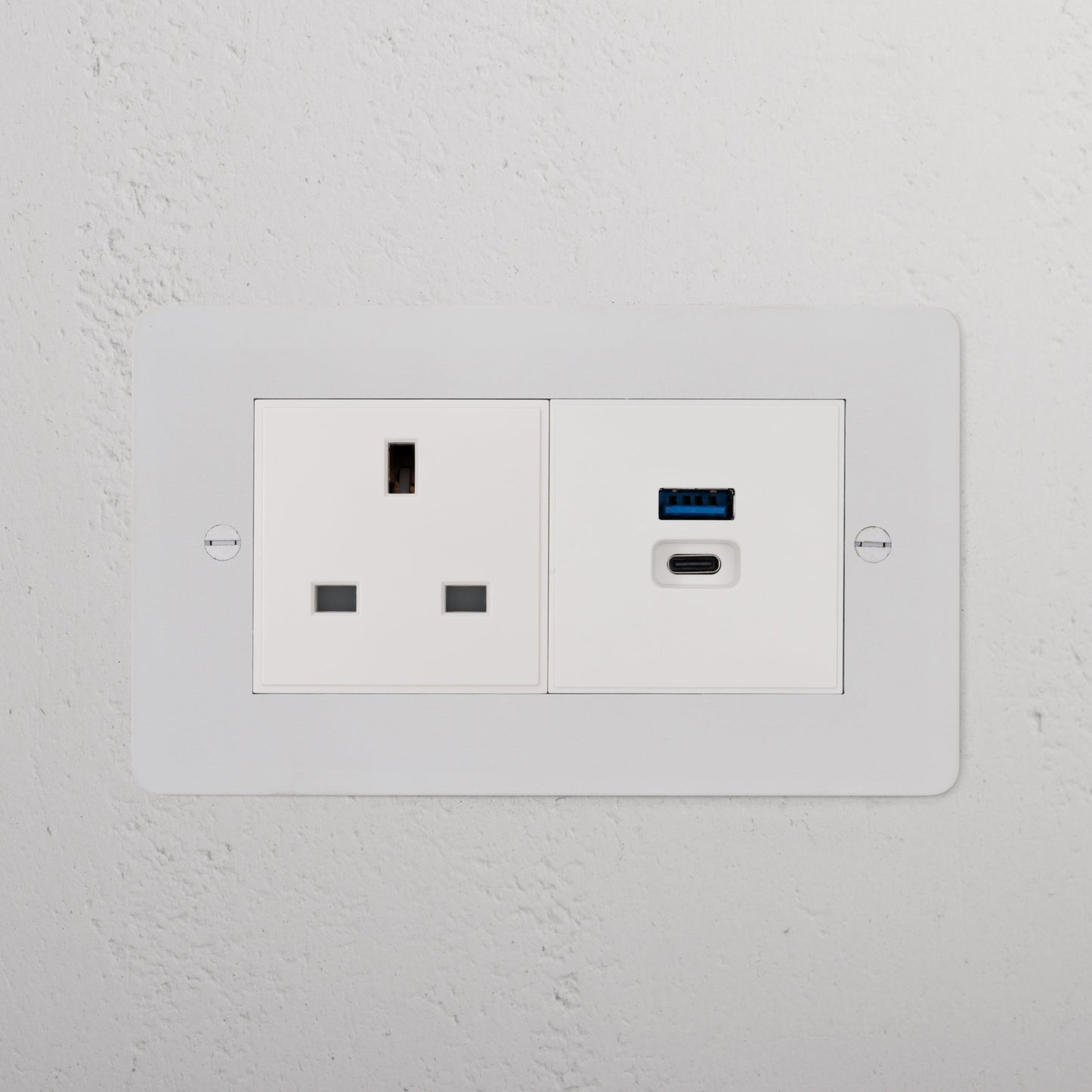 Rynx | 13A Socket + USB A+C Fast Charging - Malbar White