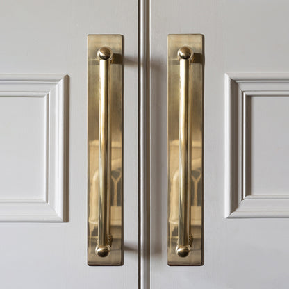 Rynx | Harper Simple Pull Handle with Plate 320mm - Antique Brass