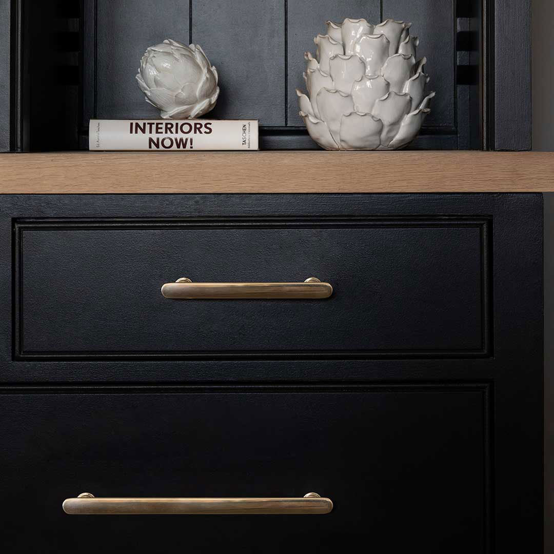 Rynx | Milliner Furniture Handle 224mm - Antique Brass