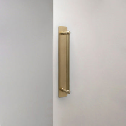 Rynx | Harper Simple Pull Handle with Plate 320mm - Antique Brass