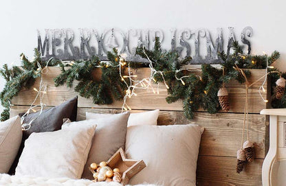Rynx | Rustic metal "Merry Christmas" table sign