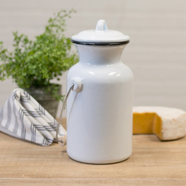 Rynx | Enamel milk jug with lid