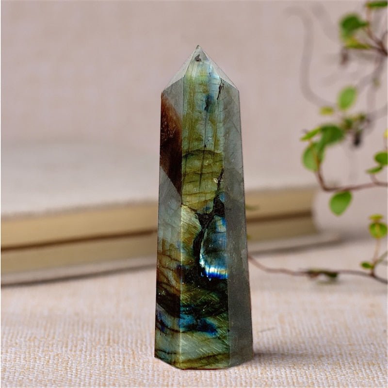 Rynx | CrystalPeak | Natural Crystal Towers | Healing Stones | Energy Work & Decoration