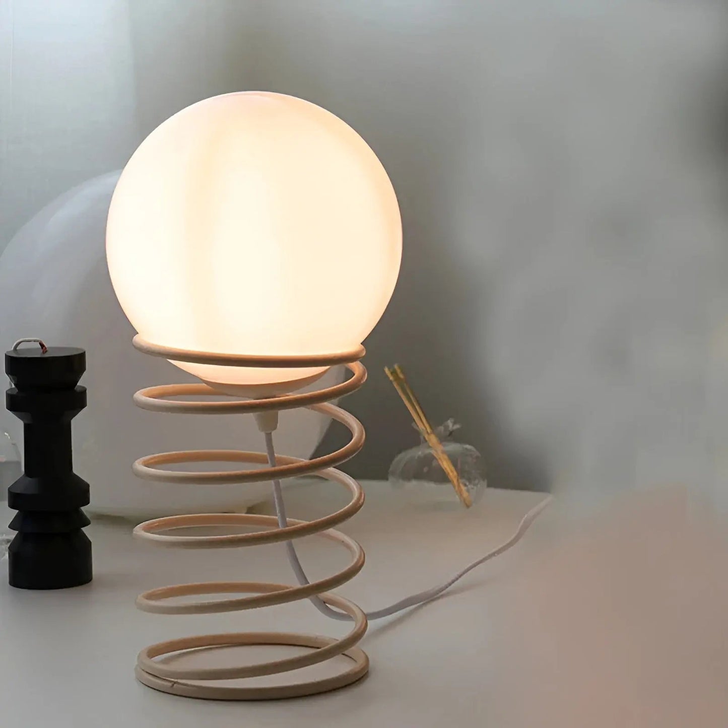 Rynx | MoonGlow - Elegant Moon Lamp for mood lighting and cozy atmosphere