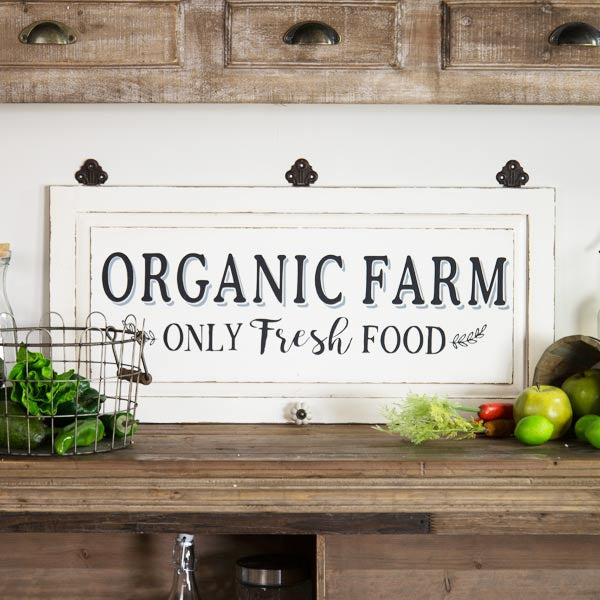 Rynx | Distressed wood "Organic Farm" sign