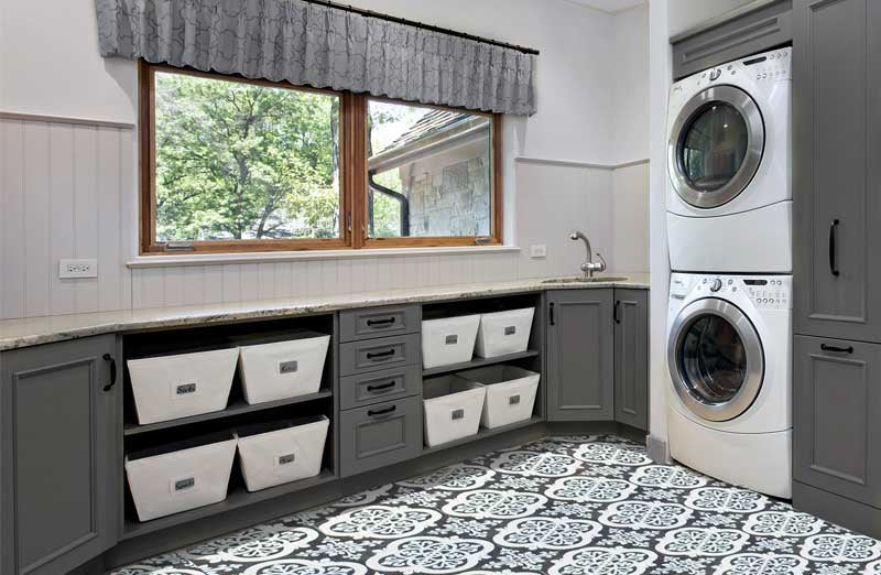 Rynx | Curlicue Peel and Stick Floor Tile