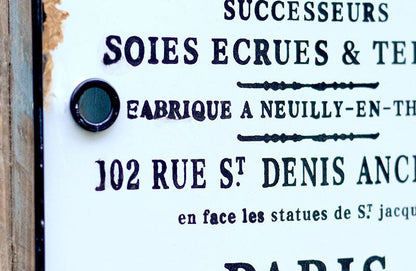 Rynx | Enamel Paris sign with wooden back