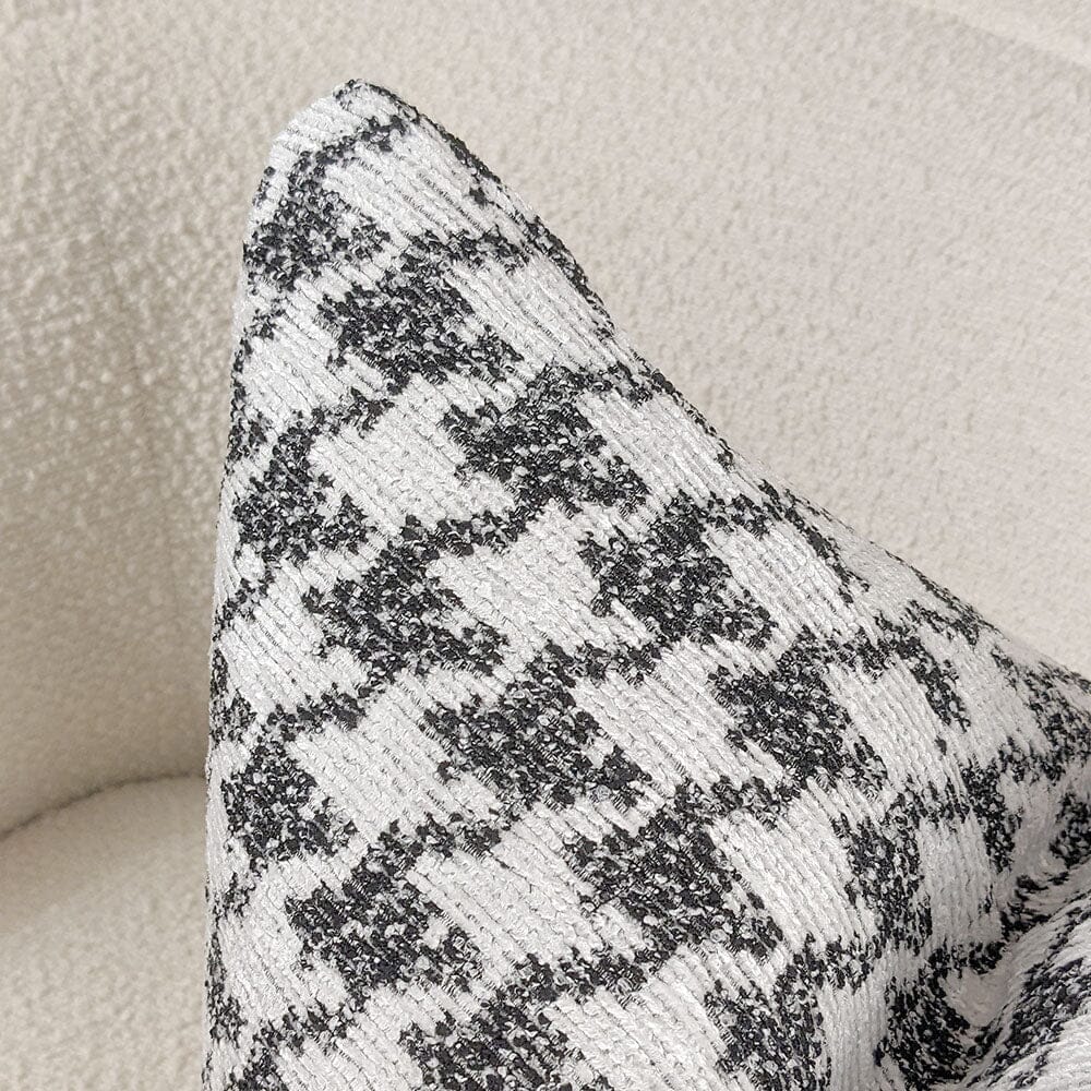 Rynx | Phoebe Monochrome Houndstooth Patterned Cushions - 50x50cm