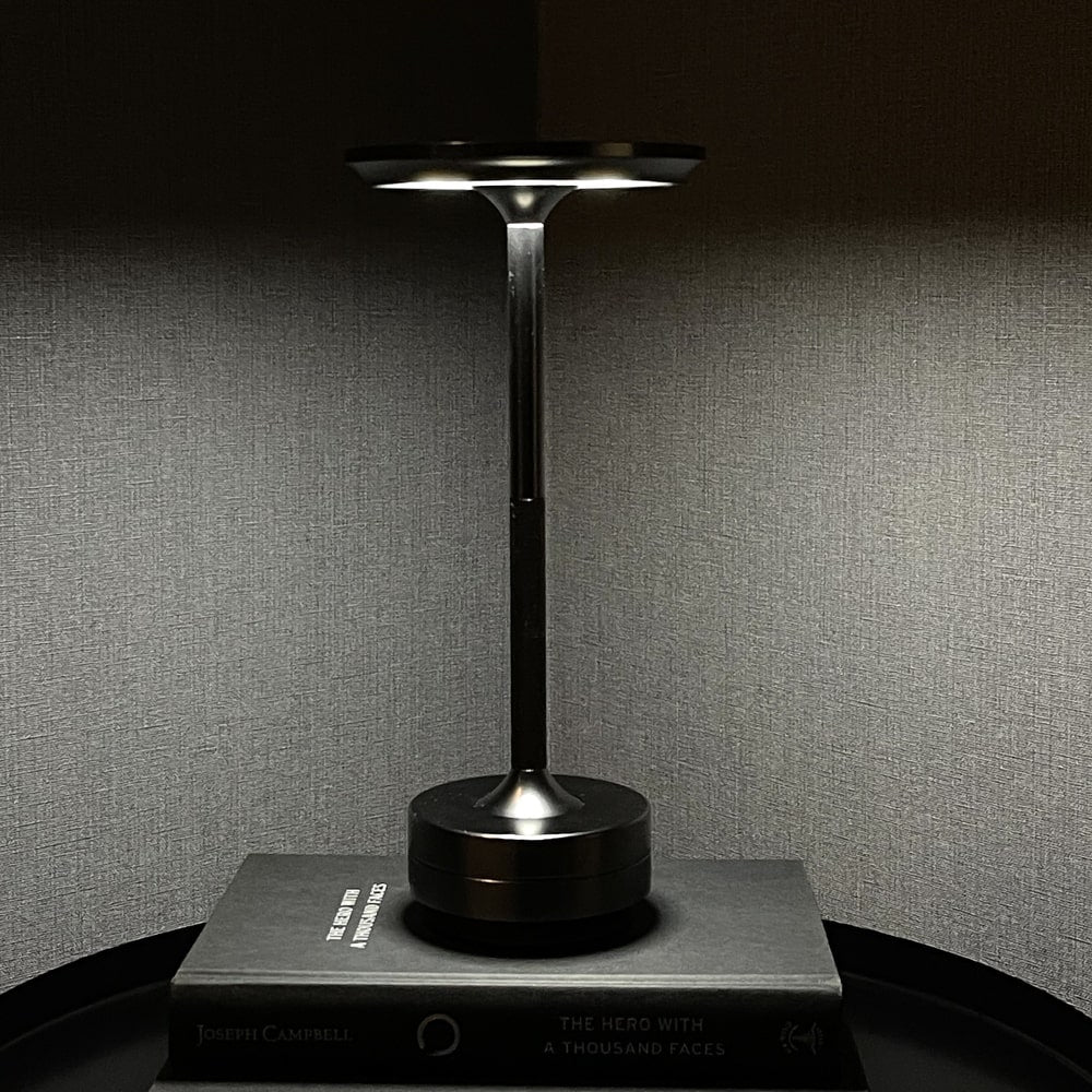 Rynx | Ambient Metallic Wireless Table Lamp